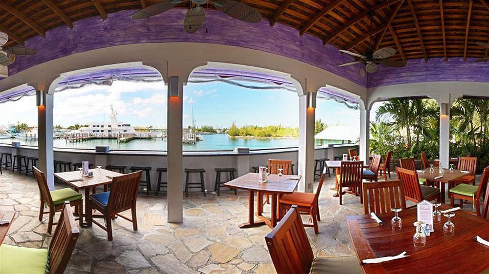 Pelican Bay Hotel Freeport Exterior photo